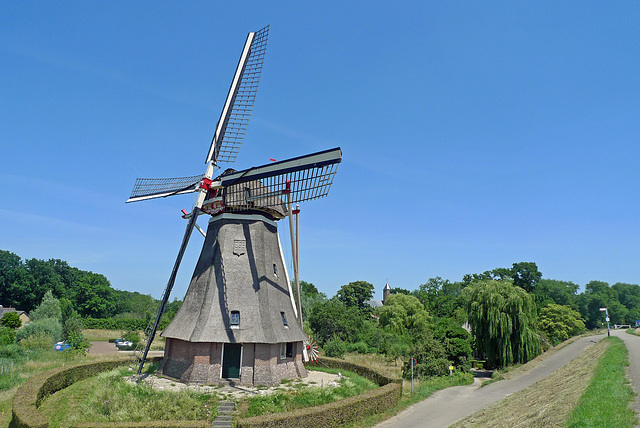 Nederland - Molen van Waardenburg