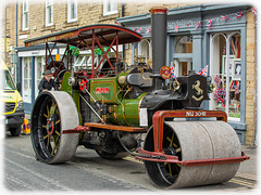 Traction engine