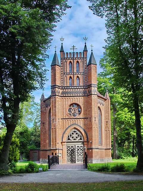 Ludwigslust, Katholische Pfarrkirche St. Helena und St. Andreas