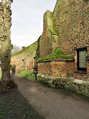 bay window base reused as a chimney amidst scanty remains of c16 theobalds palace, herts (2)