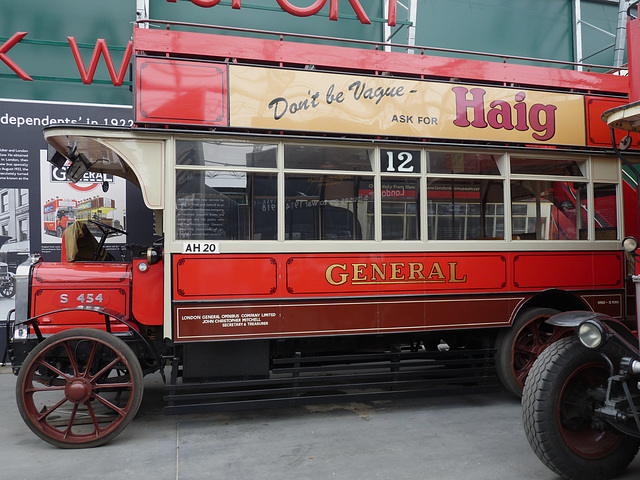 1922 AEC S Type Bus (London Bus Museum)