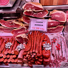 Valencia 2022 – Mercat Central – Jamón and sausage