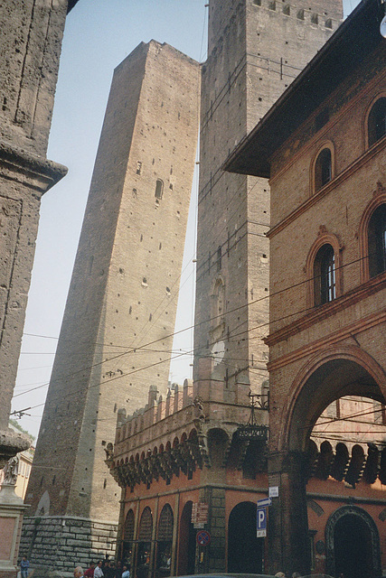 IT - Bologna - The Towers