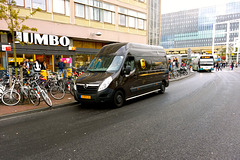 2011 Opel Movano UPS van