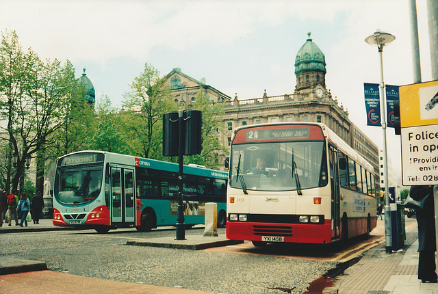 Citybus (Belfast) UCZ 8798 and YXI 1458 - 5 May 2004