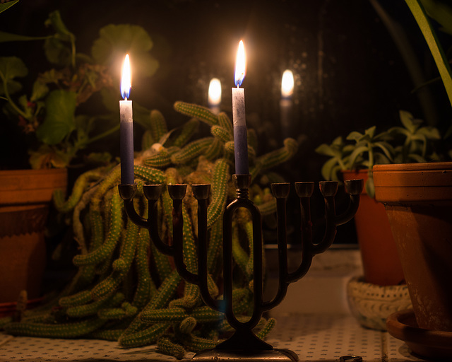 Dec 10: candles