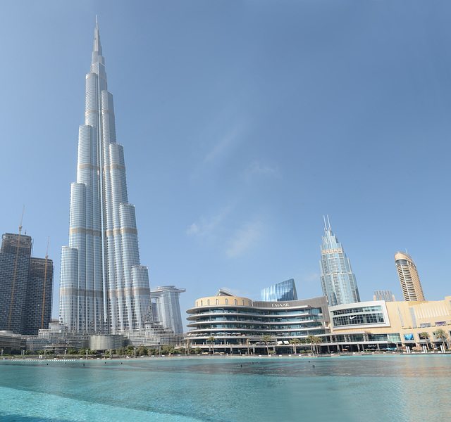 U.A.E., Dubai Mall with Burj Khalifa and Fountain Pool