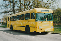 Universitybus M49 HUT in Welwyn Garden City – 8 Apr 2002 (479-23)