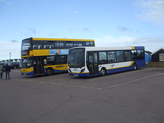 Anglian Bus 551 (AO57 EZL) and BorderBus 103 (BB09 BUS ex MX10 DXR) at Southwold - 23 Sep 2017 (DSCF9834)