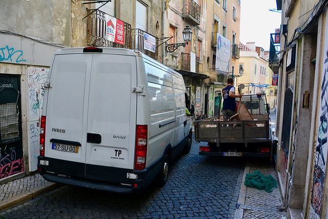 Lisbon 2018 – Narrow street