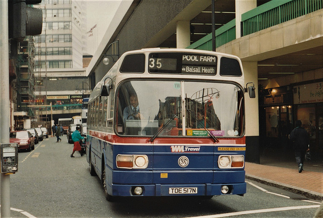 West Midlands Travel 1517 (TOE 517N) in Stephenson Street, Birmingham – 23 Mar 1993 (188-4)