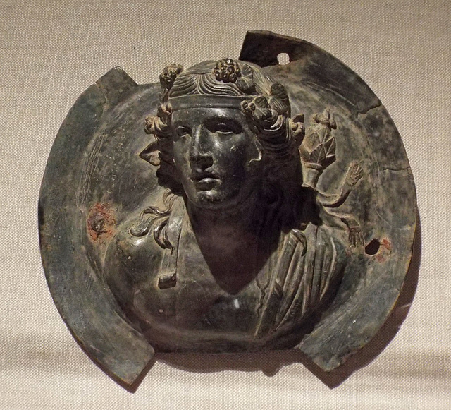 Bronze Roundel Bust of Dionysos in the Metropolitan Museum of Art, July 2016
