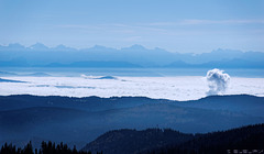 Blick vom Feldberg über das Schweizer Mittelland (© Buelipix)