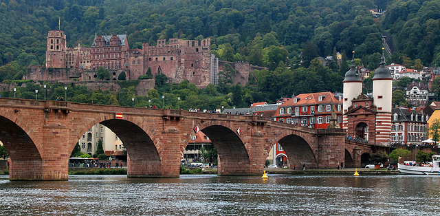 Alte Brücke und Schloss