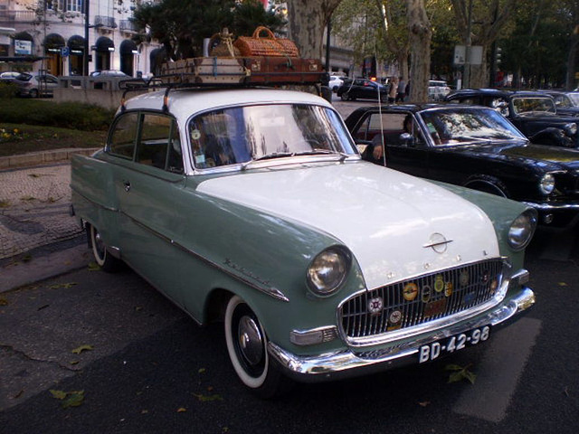 Opel Rekord (1957).