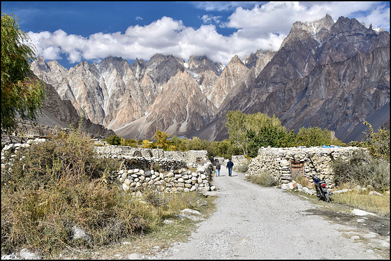 A walk in the Pamir…Passu.