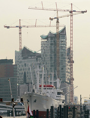 Elbphilharmonie im Bau:   April 2011
