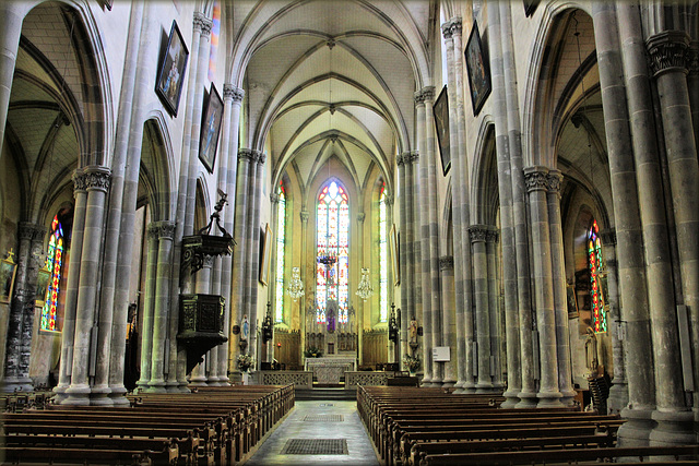Boujailles (25) 23 mars 2017. Intérieur de l'église Saint-Maurice (néo-gothique).