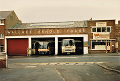 The Wallace Arnold garage in Scarborough – 21 Aug 1987 (55-16)