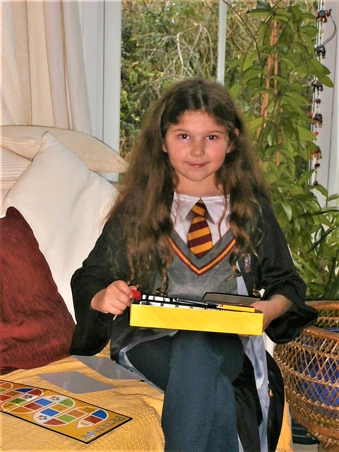 Chloe in her Harry Potter outfit