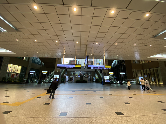 Osaka station 20 Apr 2020