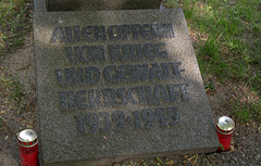 Berlin St Matthäus Kirchfriedhof military graves (#0081)