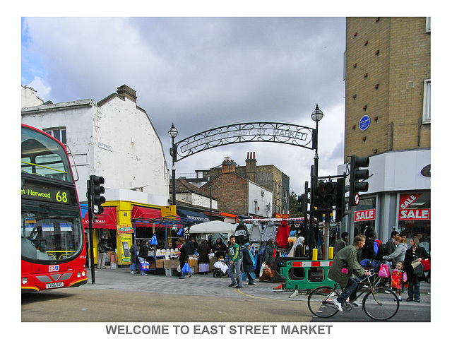 Welcome to East Street Market London SE17 26 9 2007