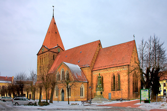 Schwaan, Stadtkirche St. Paulus