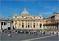 Vaticano : arrivo in piazza San Pietro