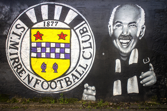 Chick Young Mural, Brown's Lane, Paisley