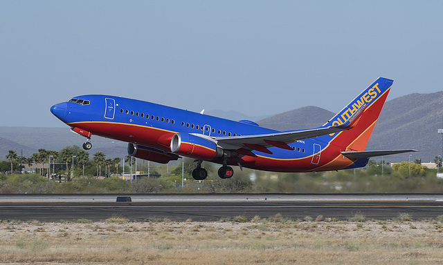 Southwest Airlines Boeing 737 N489WN