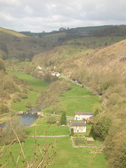 There IS a bus in this photo!  Hulley’s of Baslow P881 PWW below Monsal Head - 27 Mar 2009