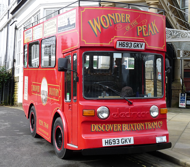 Buxton- 'Wonder of the Peak' Tour Bus