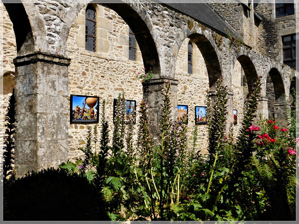 l'abbaye de Léhon (22 ): Exposition photos