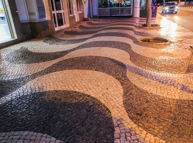 The paving .... of Portugal...