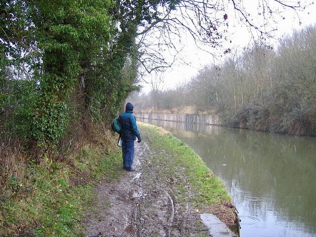 The Coventry Canal near Hartshill.