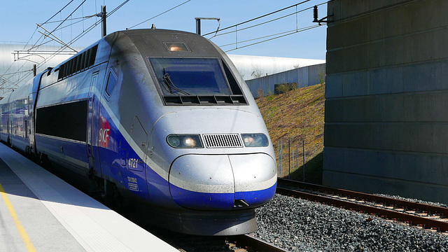 MEROUX: Gare TGV: Image récuperée depuis une vidéo 4K.