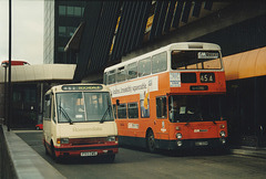 Rossendale Transport 3 (F93 CWG) and GM Buses North 4305 (MNC 505W) in Rochdale – 15 Apr 1995 (260-06)
