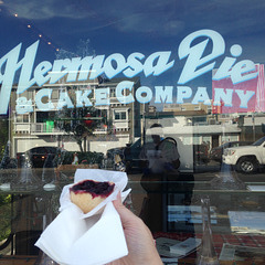 Hermosa Pie and Cake Company