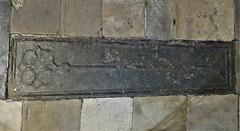 dorchester abbey church, oxon (29)c13 cross slab, presumably of an abbot