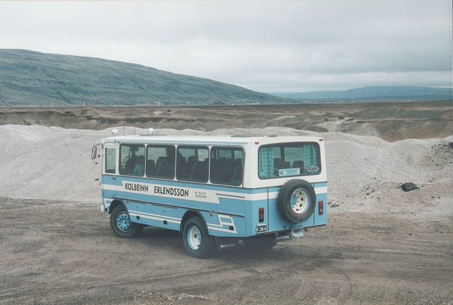 Kolbeinn Erlendsson’s Mercedes-Benz coach R 364 during a stop at a pumice quarry on road 26 near Burfelsstod, Iceland - 22 July 2002 (491-03)