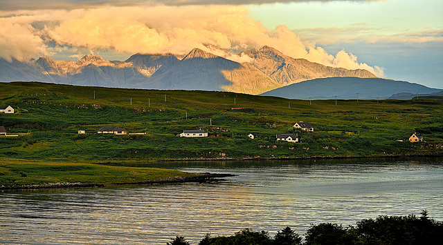 The Cuillin aglow at sunset, Loch Caroy - Isle of Skye