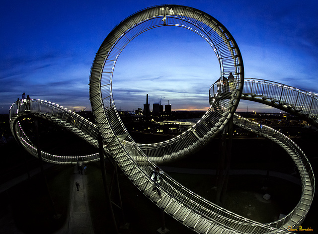 Looping with a view