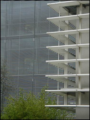 soulless striped uglitecture