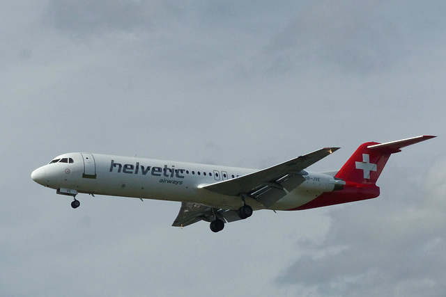 HB-JVE approaching Heathrow - 6 June 2015