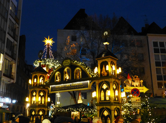 DE - Köln - Weihnachtsmarkt am Alter Markt