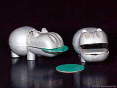 Fress-Hippos, Kunststoff, Spielzeug, 2016
