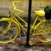 .Vélo jaune