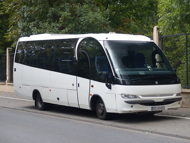 AMS Iveco Midi-bus - 21 September 2015