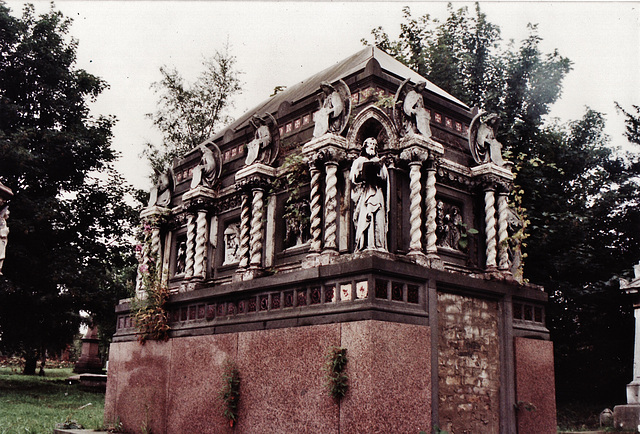 west norwood cemetery, london